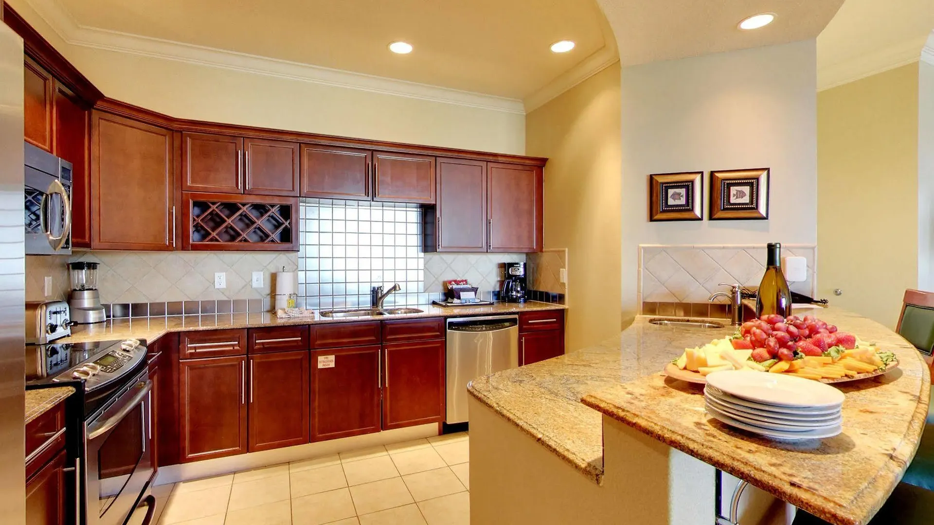 Emerald Grande Condominiums At Harborwalk Village Destin Hotel