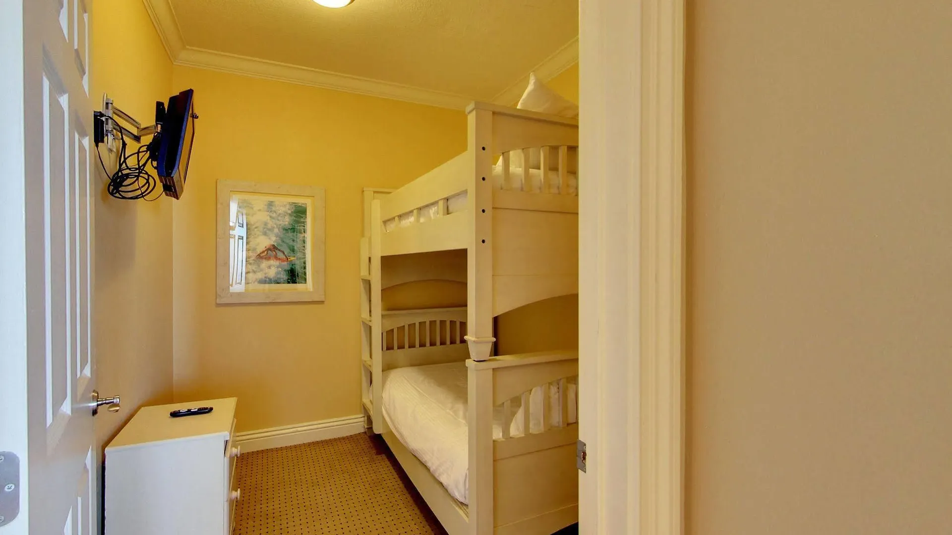 Emerald Grande Condominiums At Harborwalk Village Destin 3*,