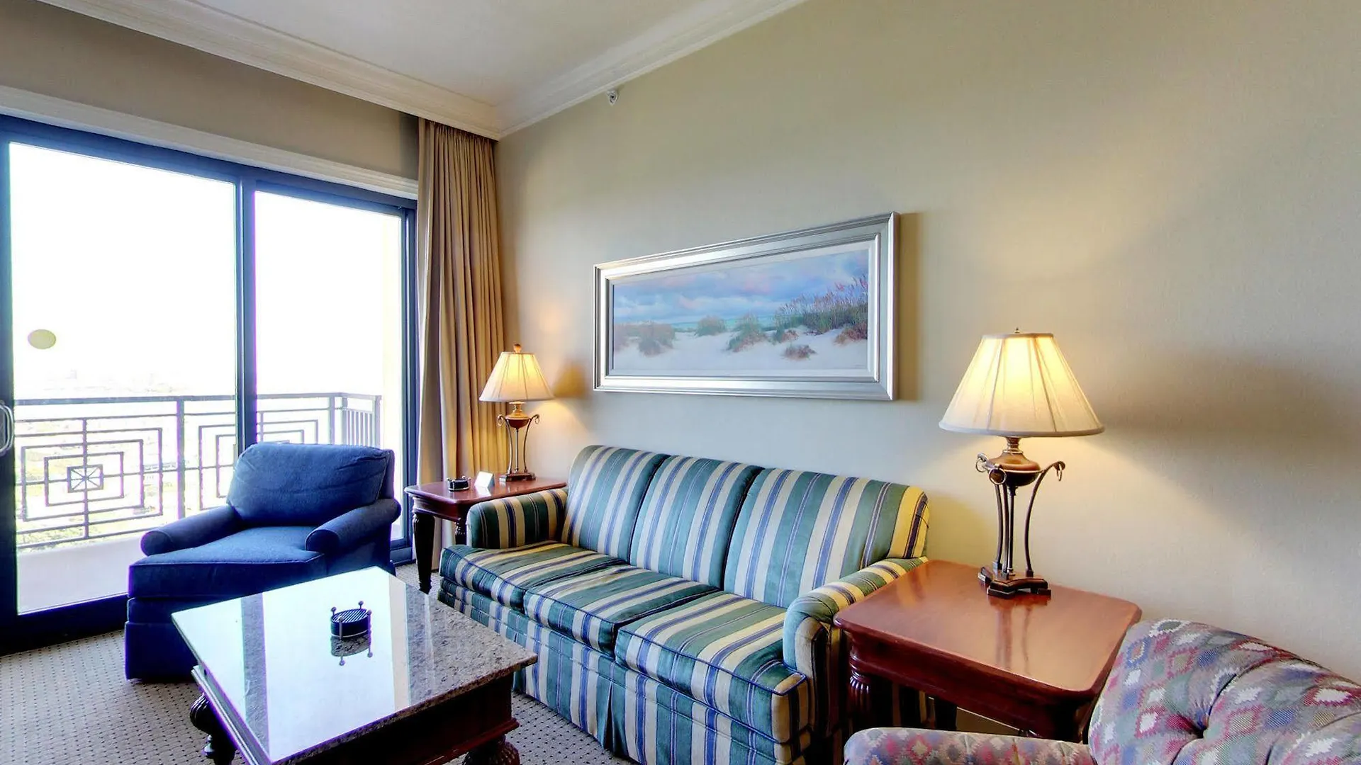 Hotel Emerald Grande Condominiums At Harborwalk Village Destin