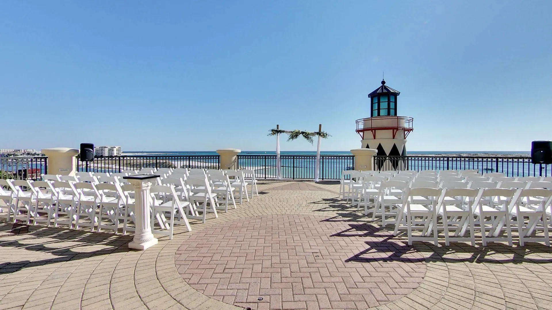 Emerald Grande Condominiums At Harborwalk Village Destin Hotel