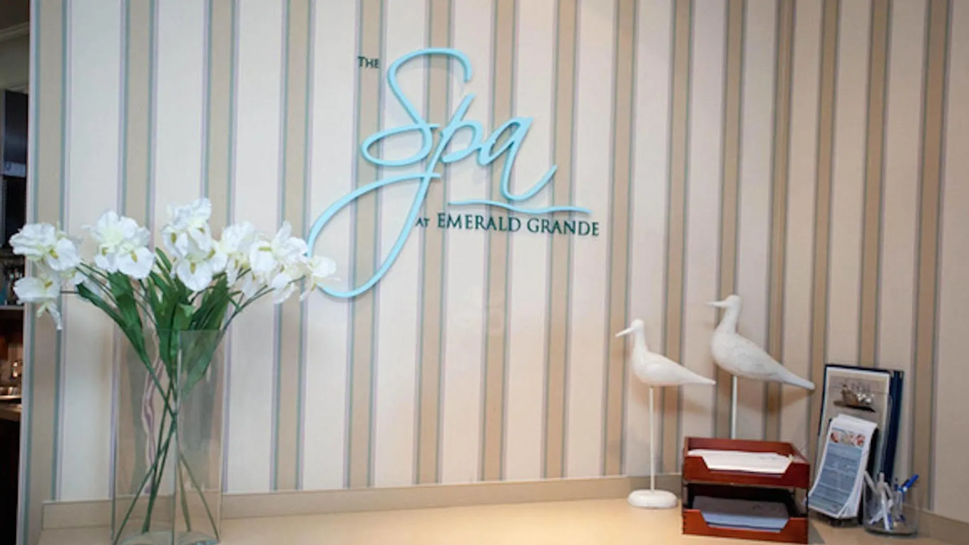 *** Hotel Emerald Grande Condominiums At Harborwalk Village Destin Stati Uniti