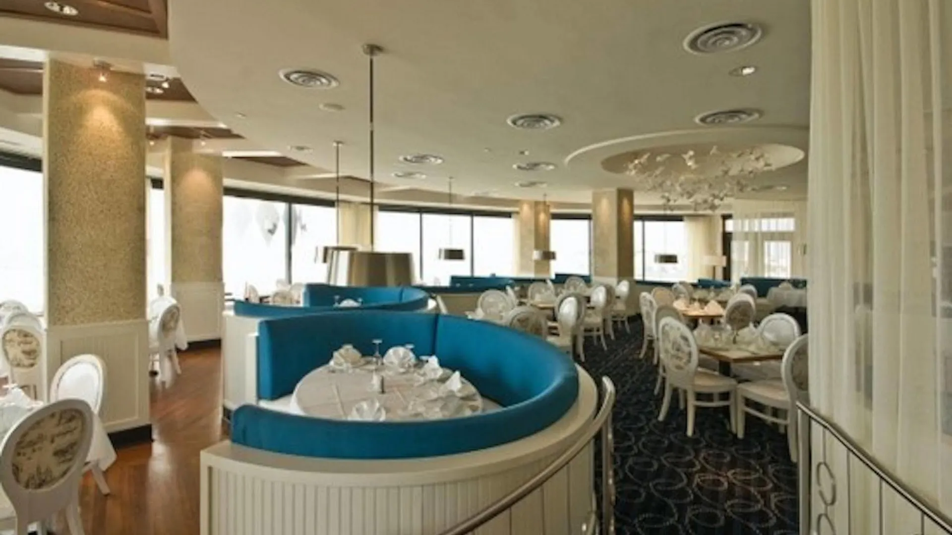 Emerald Grande Condominiums At Harborwalk Village Destin 3*,  United States